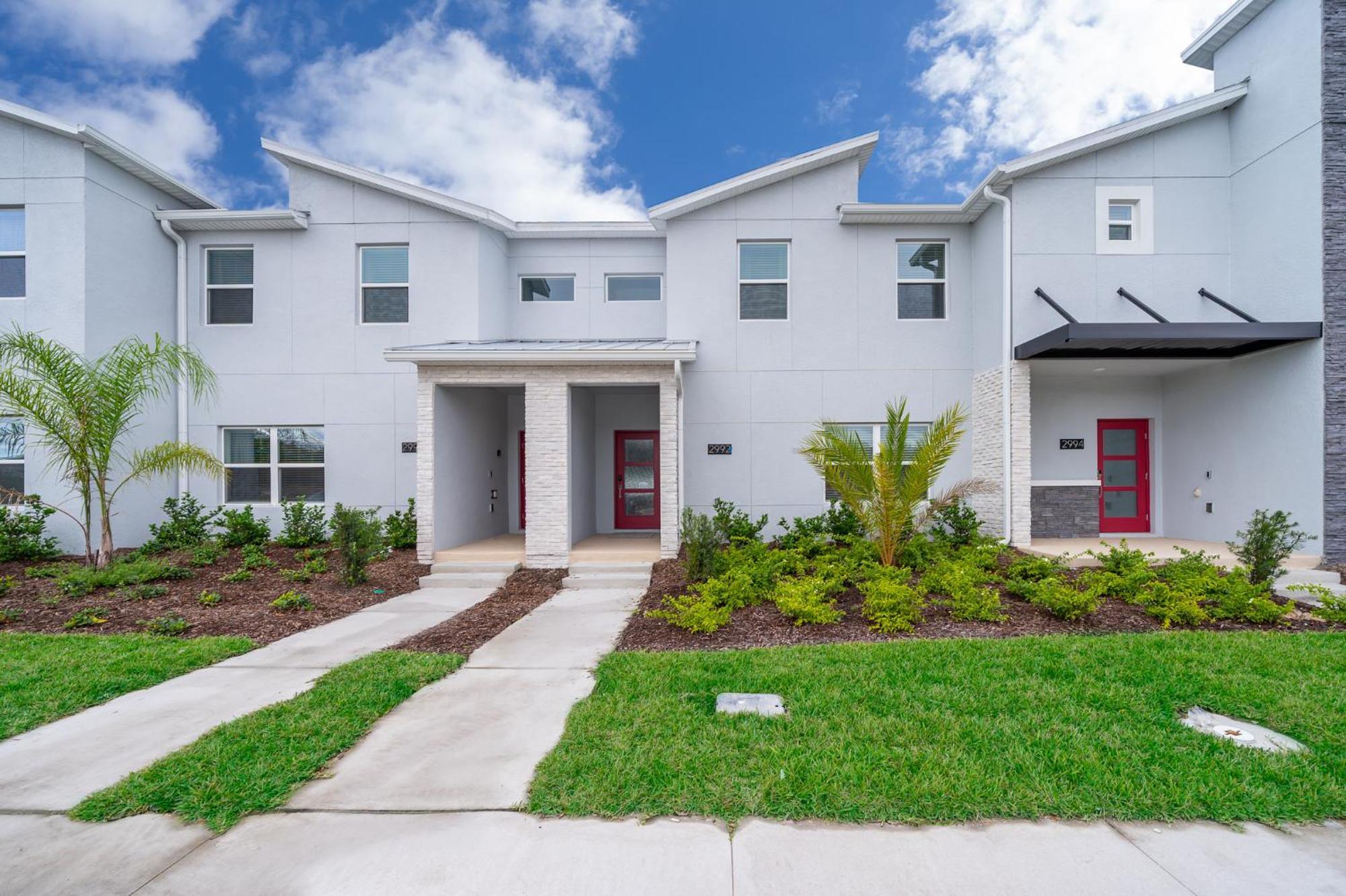 Holiday home Stunning 5 Minutes Away Disney!