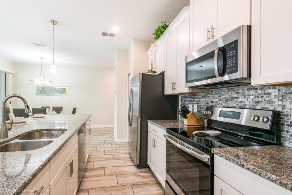 Stunning 5 Minutes Away Disney! Kissimmee