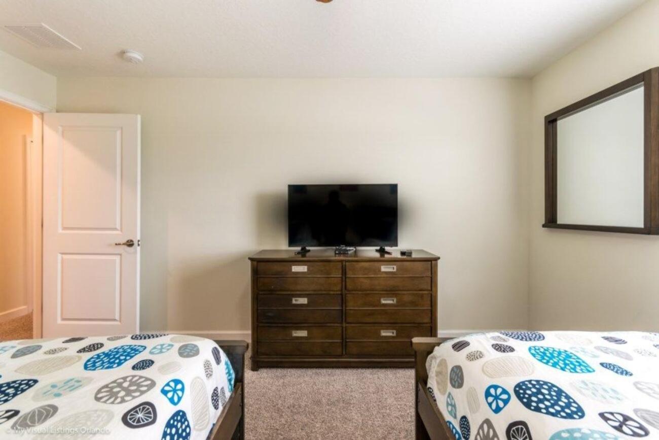 Holiday home Stunning 5 Minutes Away Disney! *